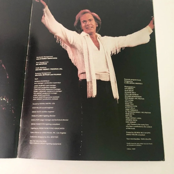 1987 Neil Diamond  Concert Tour Souvenir Program - Picture 16 of 16